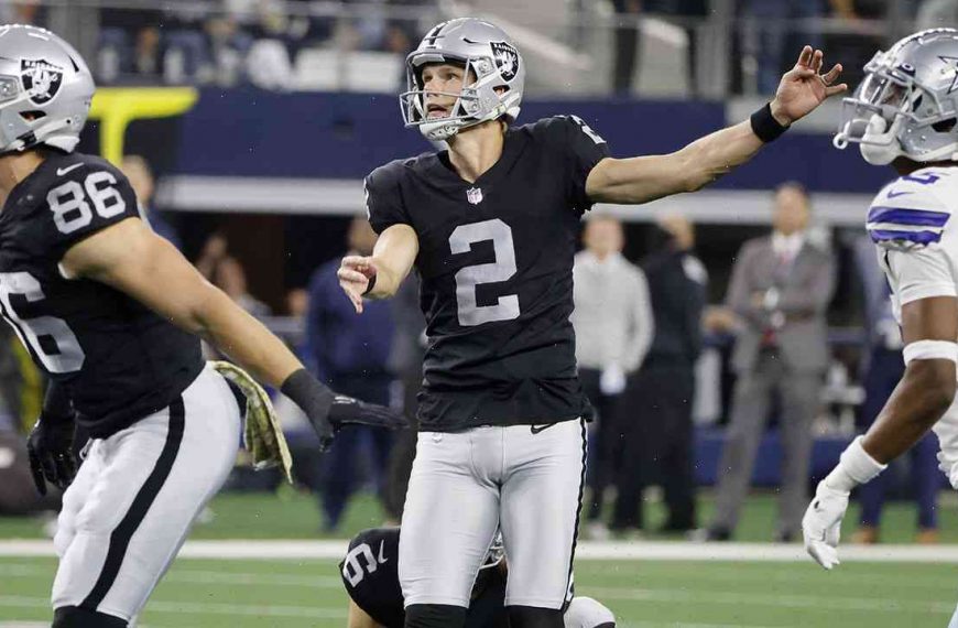 NFL playoffs: Oakland Raiders beat Dallas Cowboys on penalty in NFL overtime