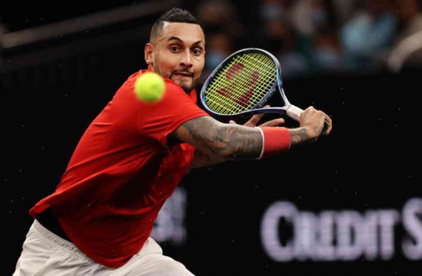 Nick Kyrgios: Australian tennis player hits back at critics over vaccination comments