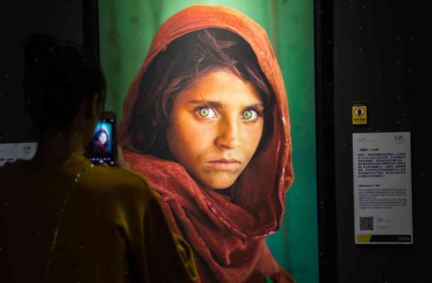 Afghan girl pictured on National Geographic cover to be granted asylum